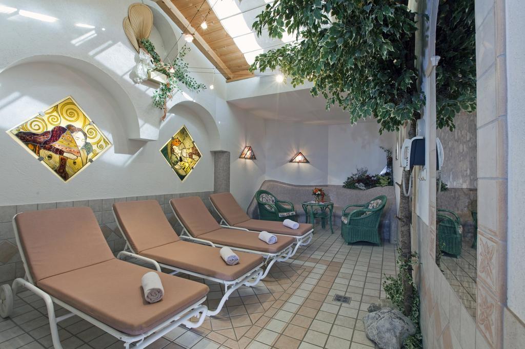 Hotel Stern Ервалд Екстериор снимка