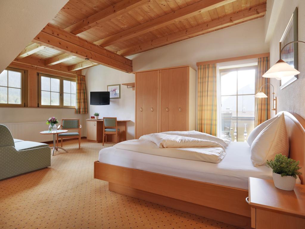 Hotel Stern Ервалд Стая снимка